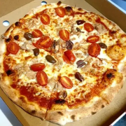 Pachino E Tonno Pizza