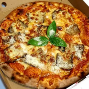 Parmiggiana Pizza (V)
